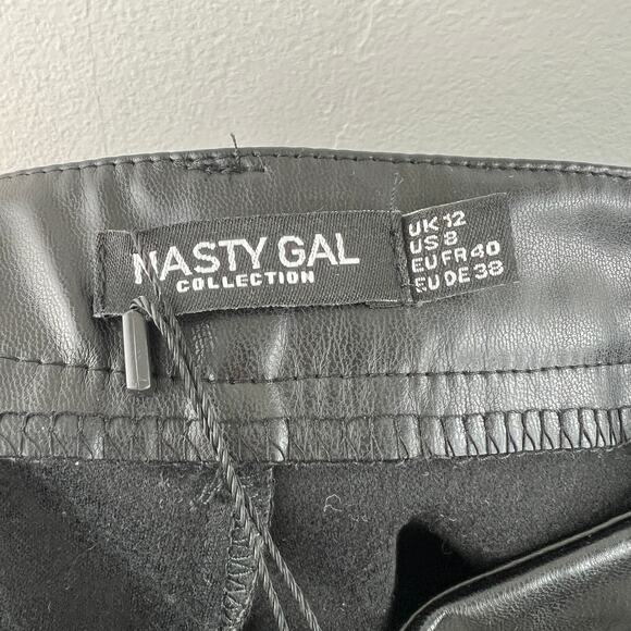 NASTY GAL Black Green Faux Leather Star Detail Roll Hem Shorts Size 8 NWT - Picture 6 of 9